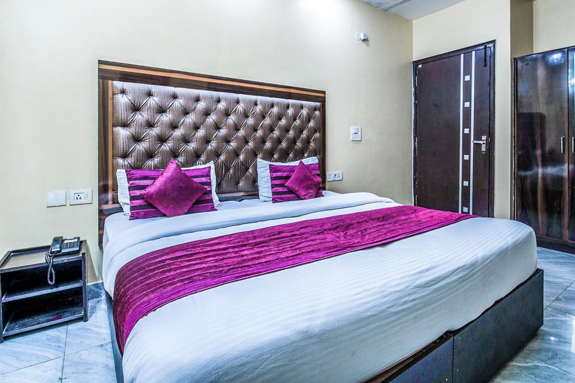 Hotel O Crosswinds Residency Indirapuram Ngoại thất bức ảnh