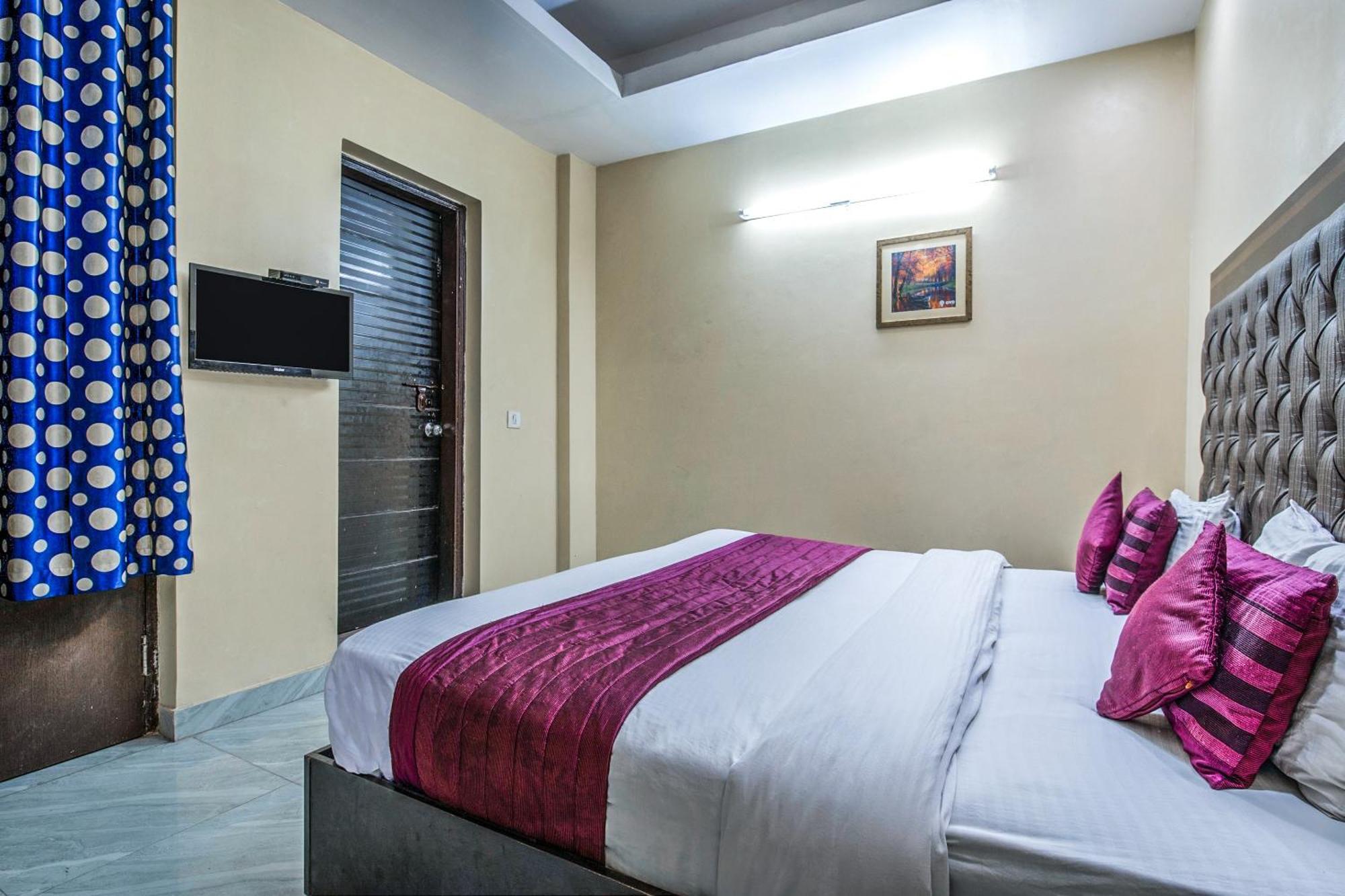 Hotel O Crosswinds Residency Indirapuram Ngoại thất bức ảnh