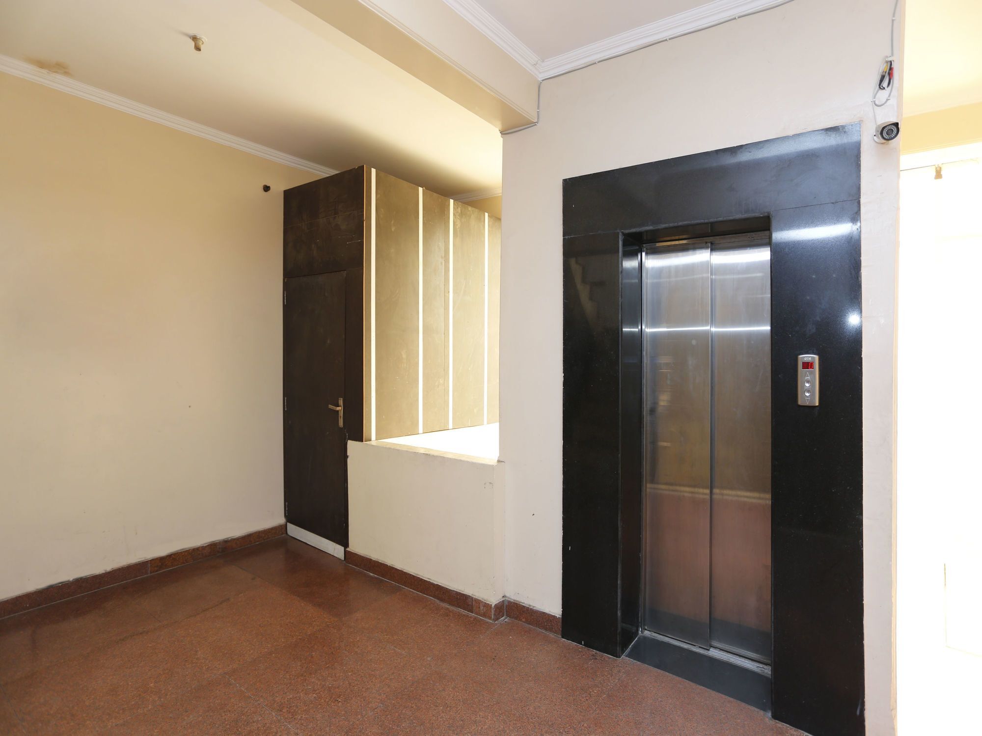 Hotel O Crosswinds Residency Indirapuram Ngoại thất bức ảnh