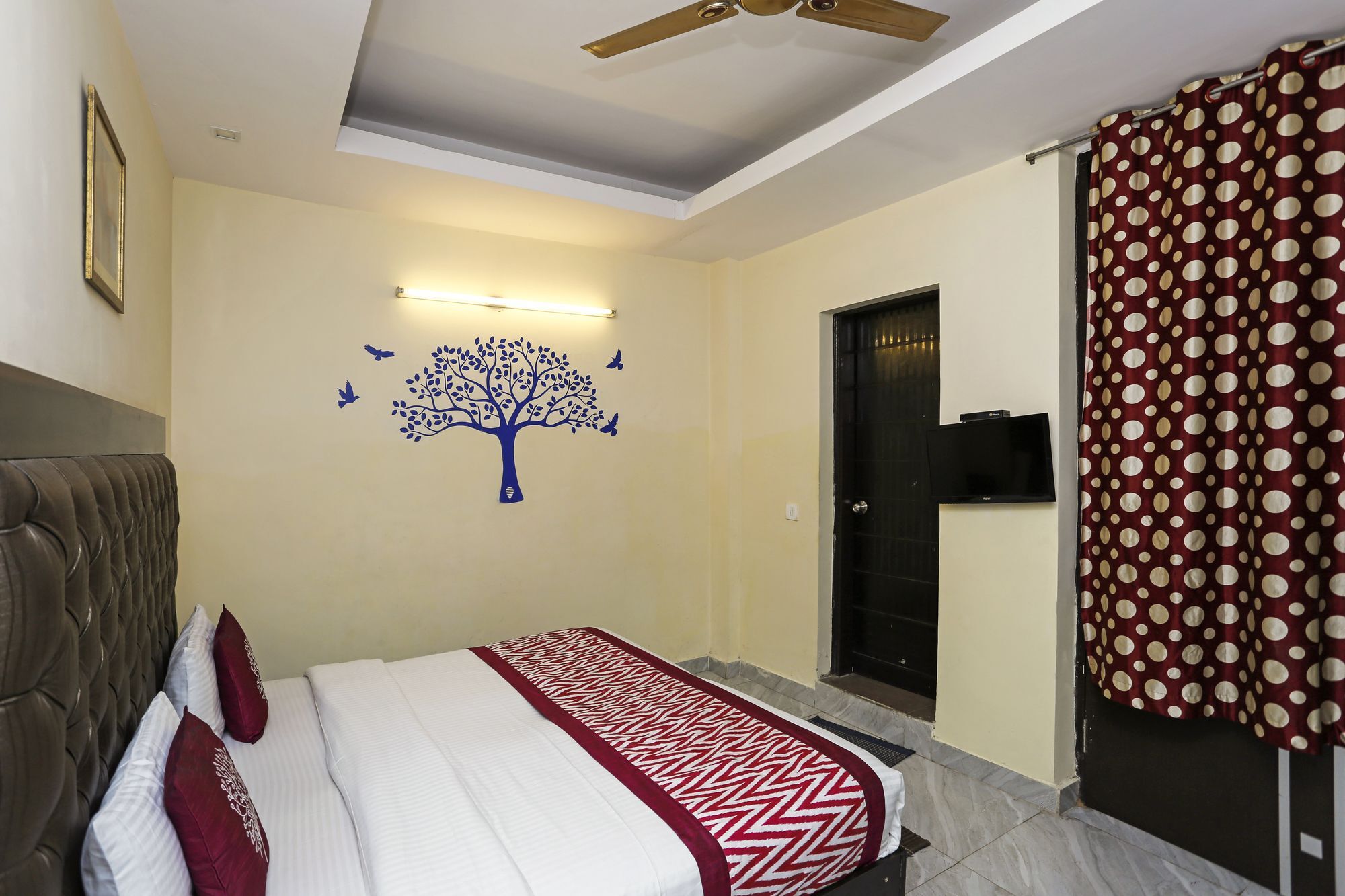 Hotel O Crosswinds Residency Indirapuram Ngoại thất bức ảnh