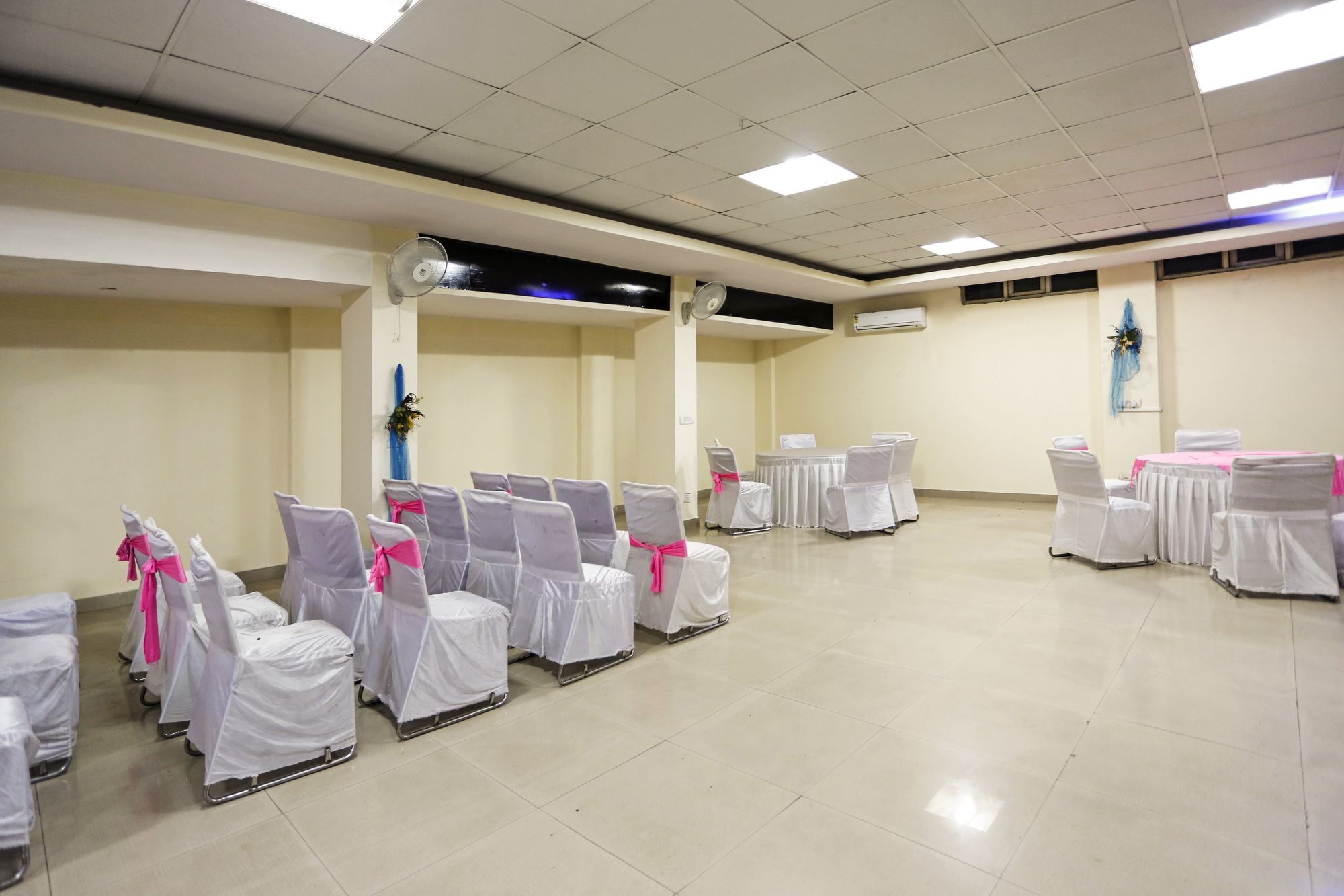 Hotel O Crosswinds Residency Indirapuram Ngoại thất bức ảnh